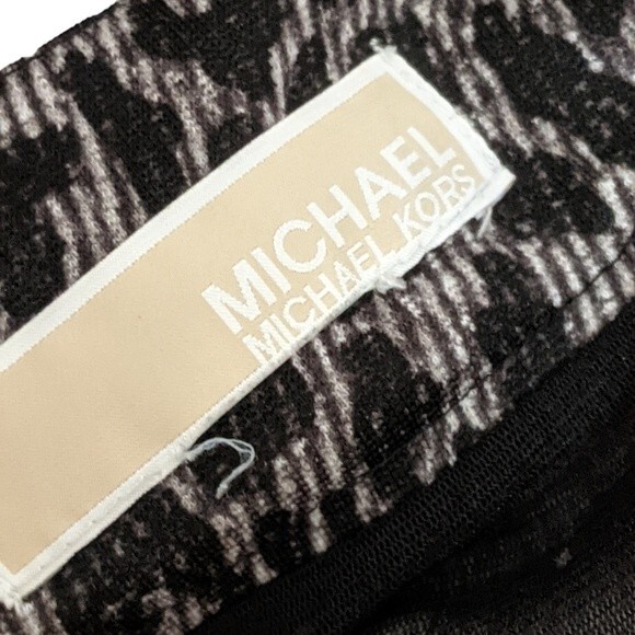 Michael Michael Kors animal print pencil skirt short black gray size Medium - Picture 3 of 8